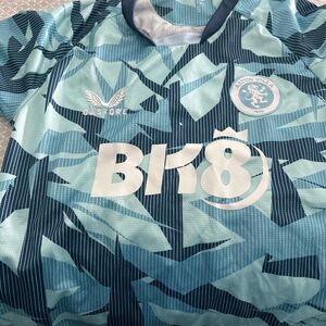 Aston villa mcginn soccer jersey